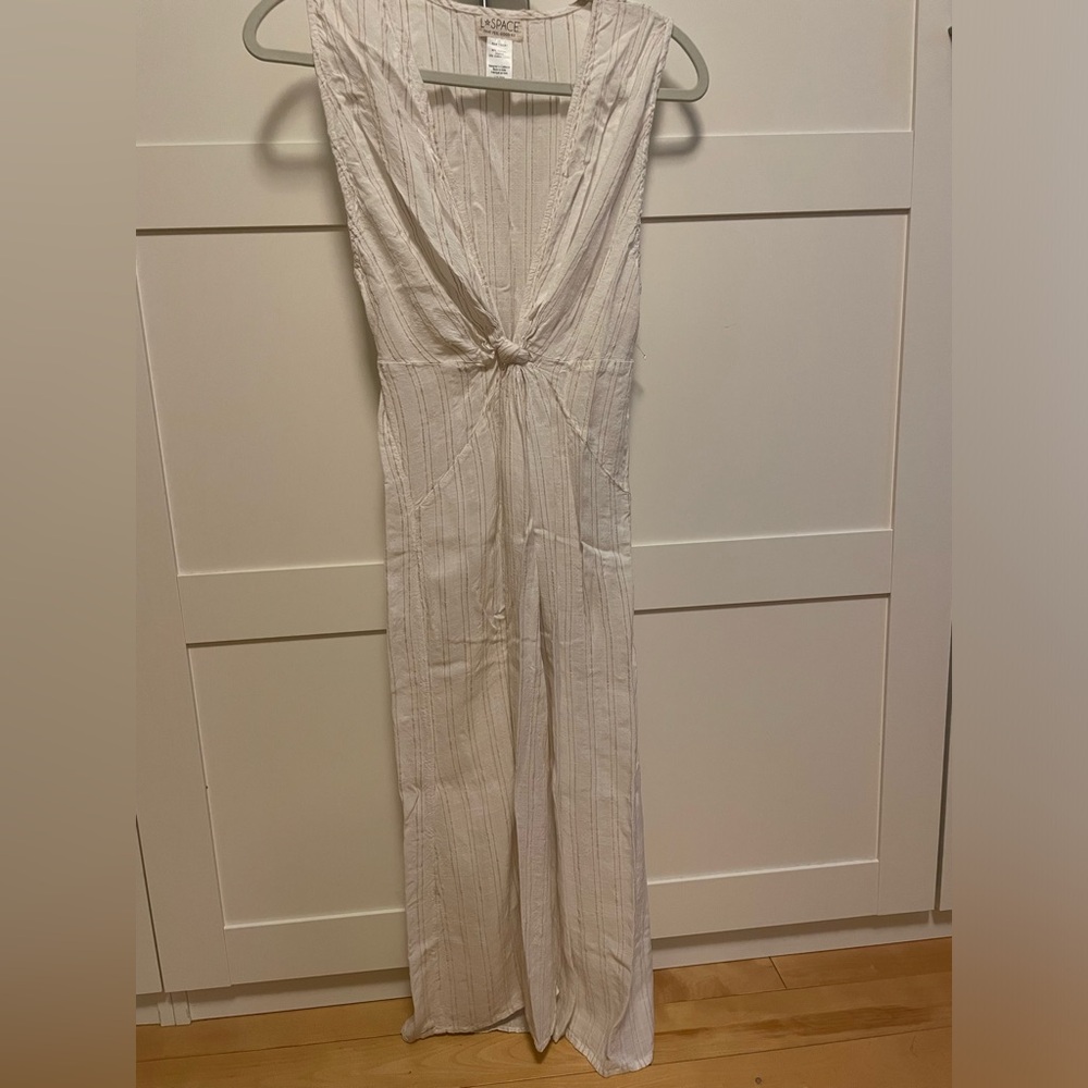 L space cover up. Only worn once.